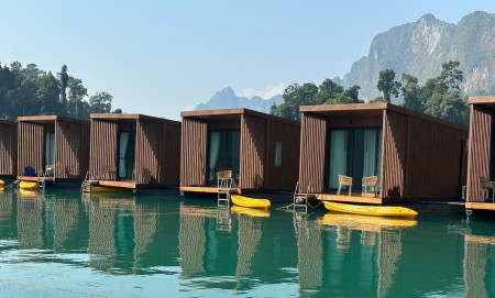 360° Issara Floating Resort 