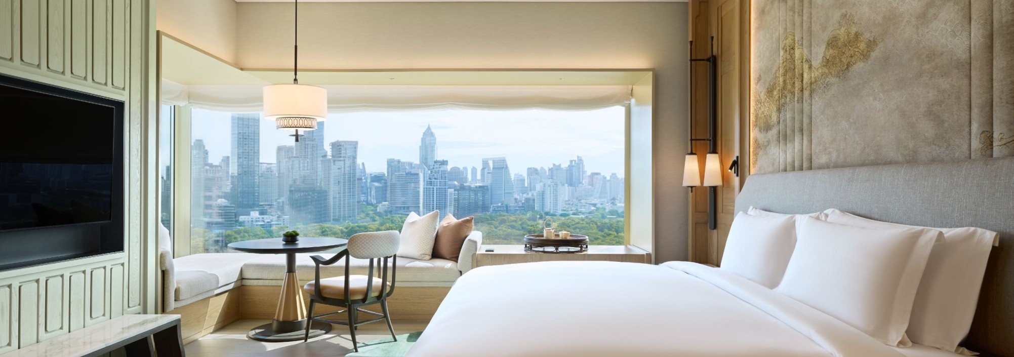 dusit-thani-bangkok-accommodation-deluxe-corner-king-thailandtravel