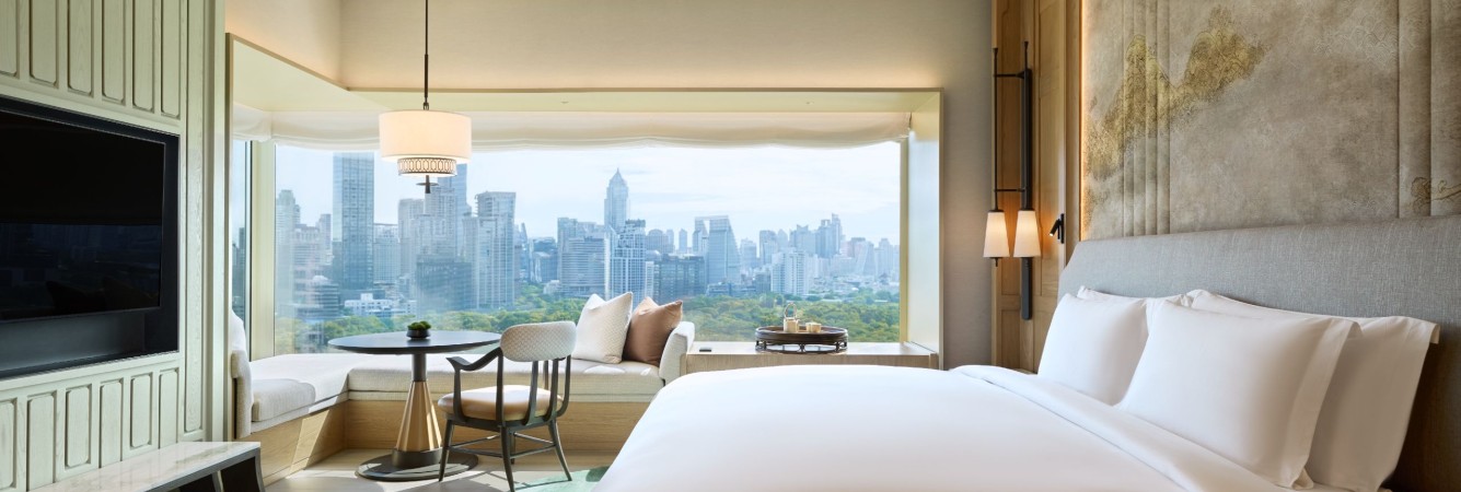 dusit-thani-bangkok-accommodation-deluxe-corner-king-thailandtravel