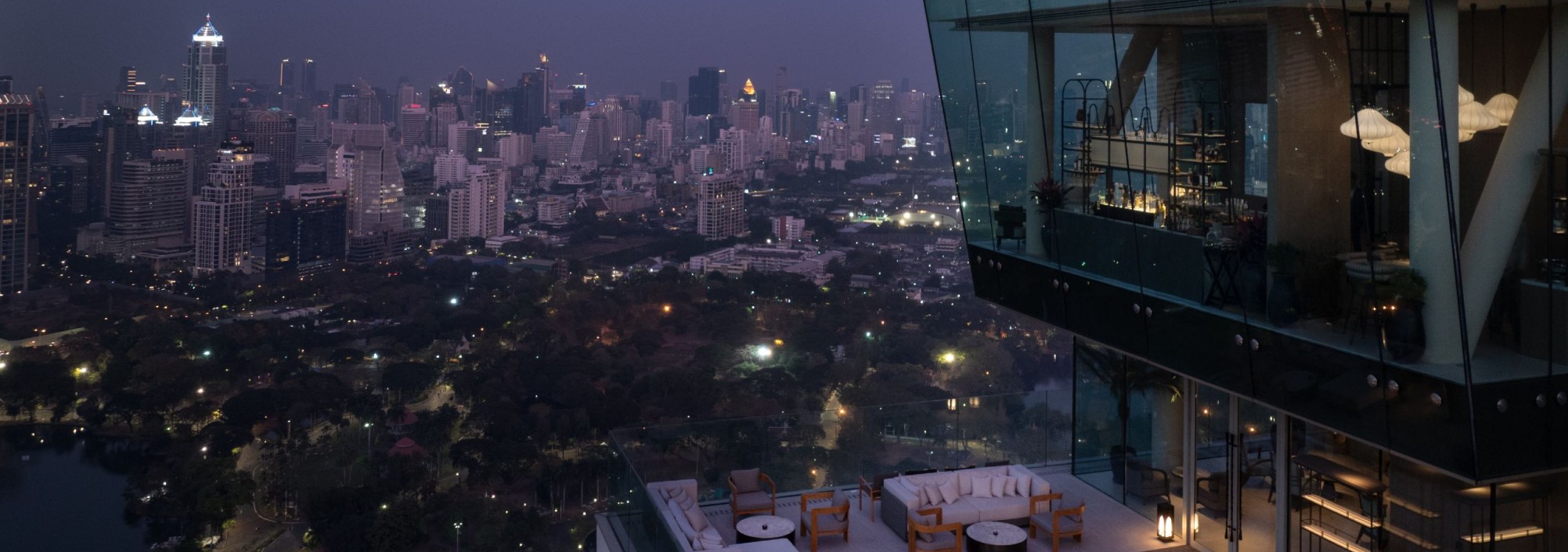 dusit-thani-bangkok-exterior-sky-lobby-1970s-thailandtravel