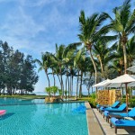 dusit-thani-krabi-zwembad-luchtbed-thailandtravel