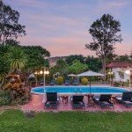 eco-valley-lodge-zwembad-tuin-khao-yai