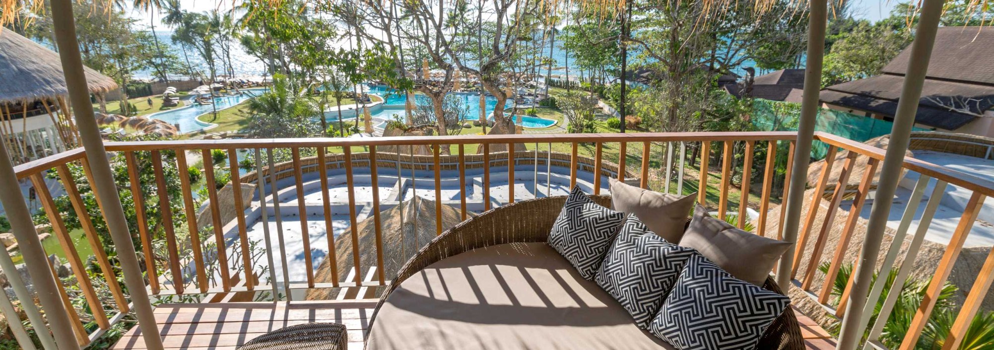 eden-suite-pool-view-eden-beach-khao-lak-thailandtravel
