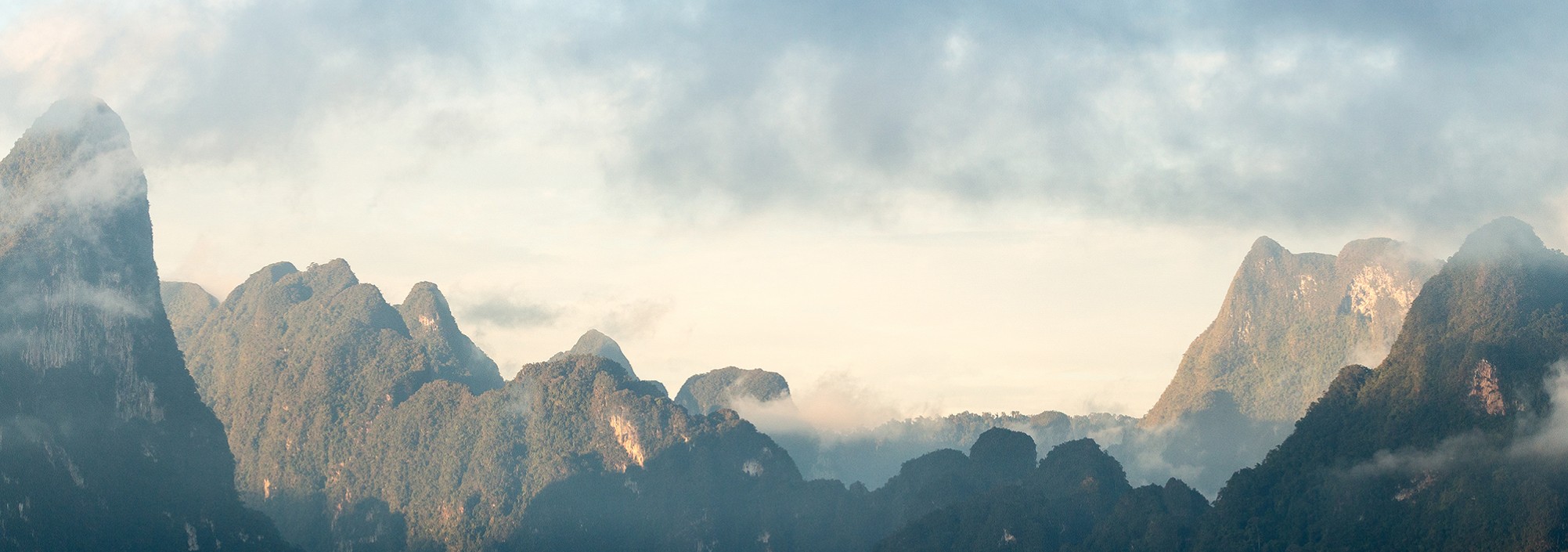 elephant-hills-khaosok-lake-uitzicht-thailandtravel