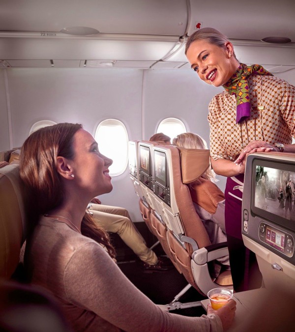 etihad-economy-class-thailandtravel