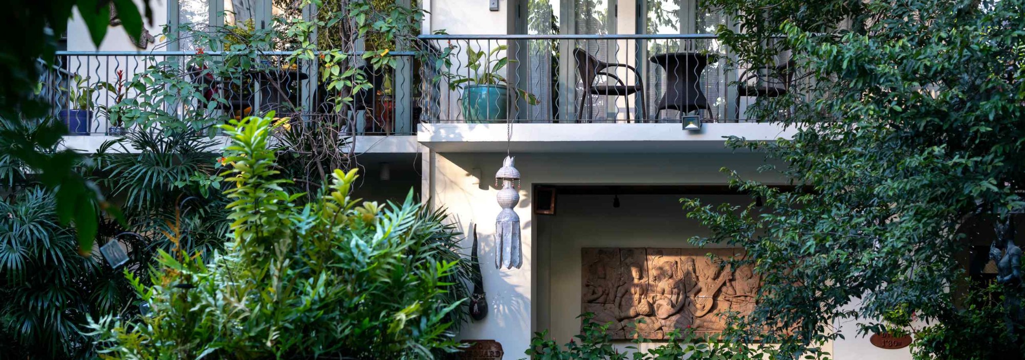 exterior-2-ariyasom-villa-bangkok-thailandtravel