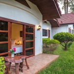 exterior-bungalow-eco-valley-lodge