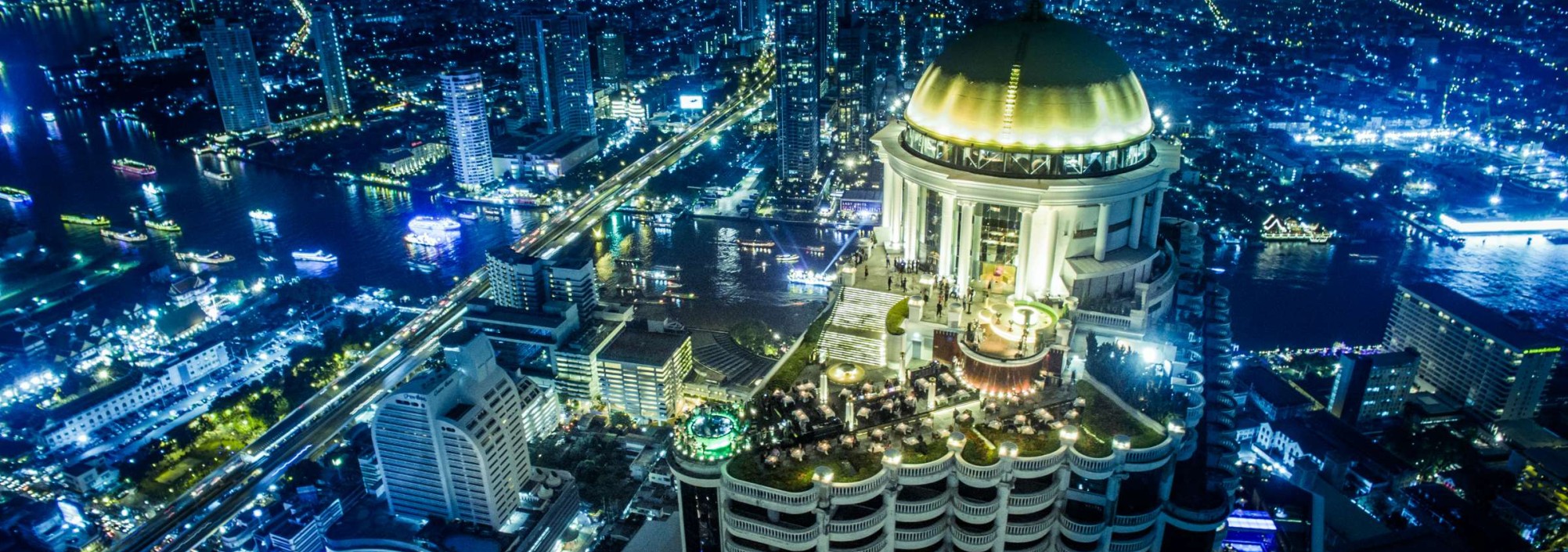 exterior-lebua-at-state-tower-bangkok-thailandtravel