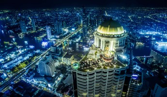 exterior-lebua-at-state-tower-bangkok-thailandtravel