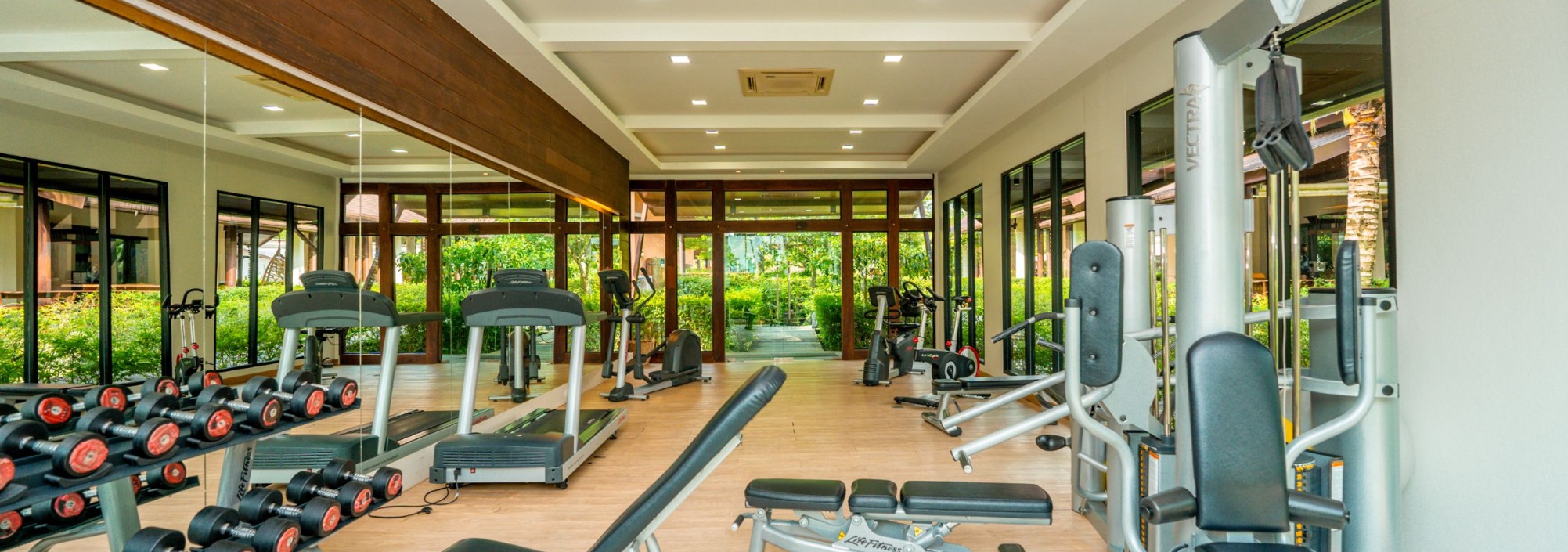 fitness-gym-koh-kood-paradise-beach-thailandtravel