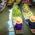 floating-market-drijvende-market-damnoen-saduak-thailand