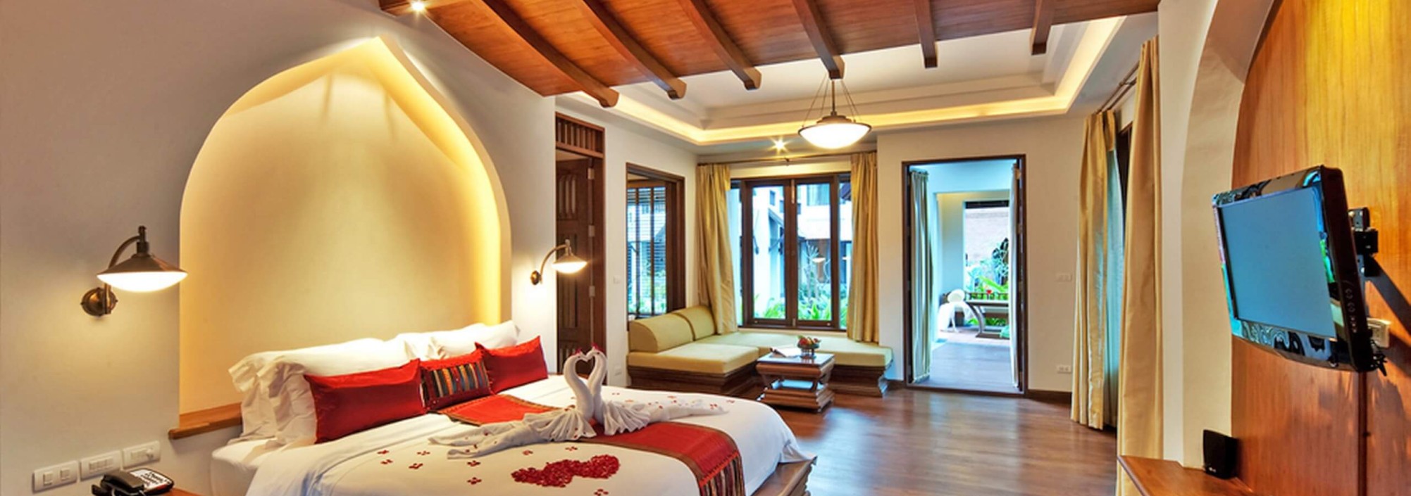 grand-deluxe-suite-garden-view-royal-muang-samui-villas