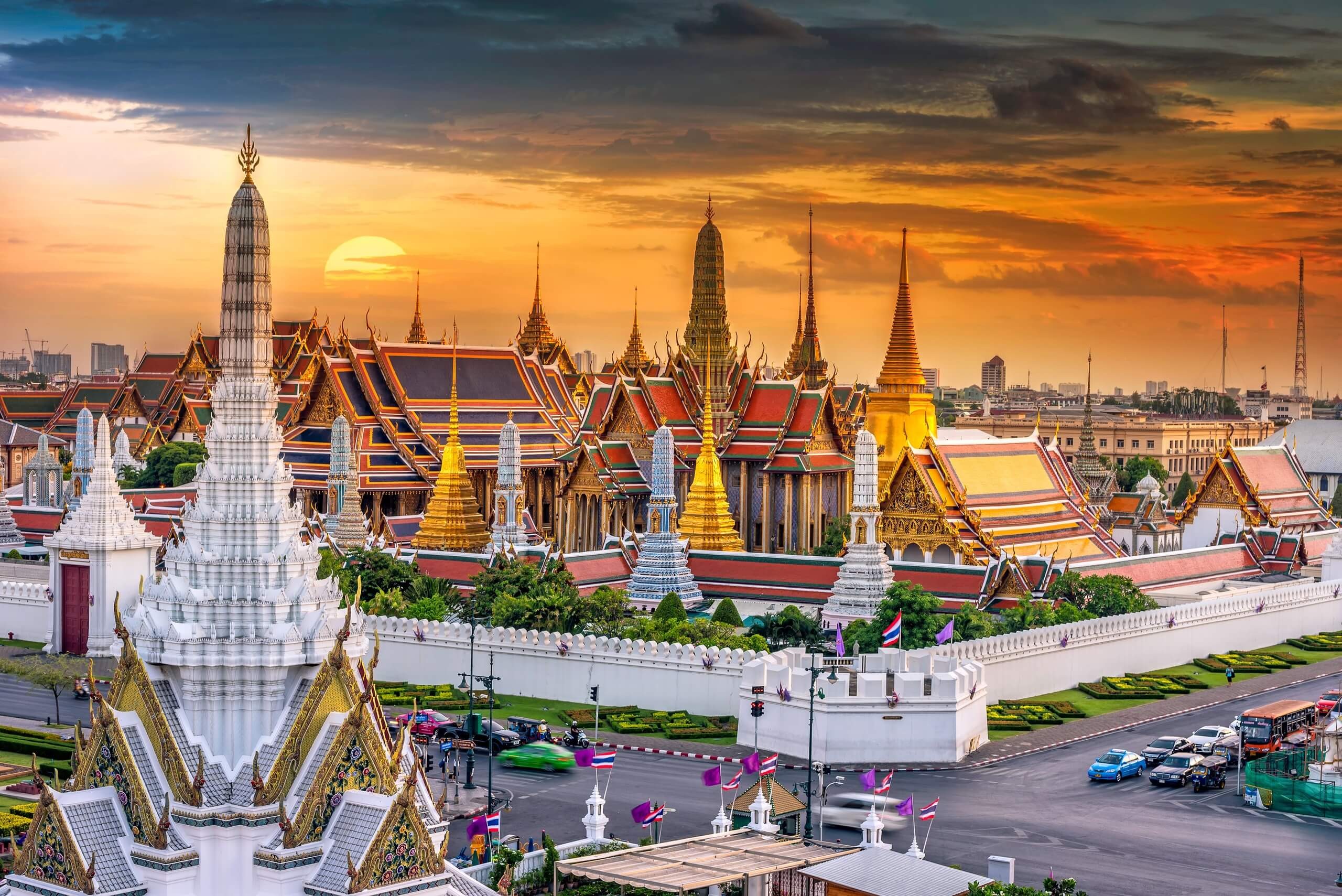 grand-palace-bangkok-thailandtravel-1
