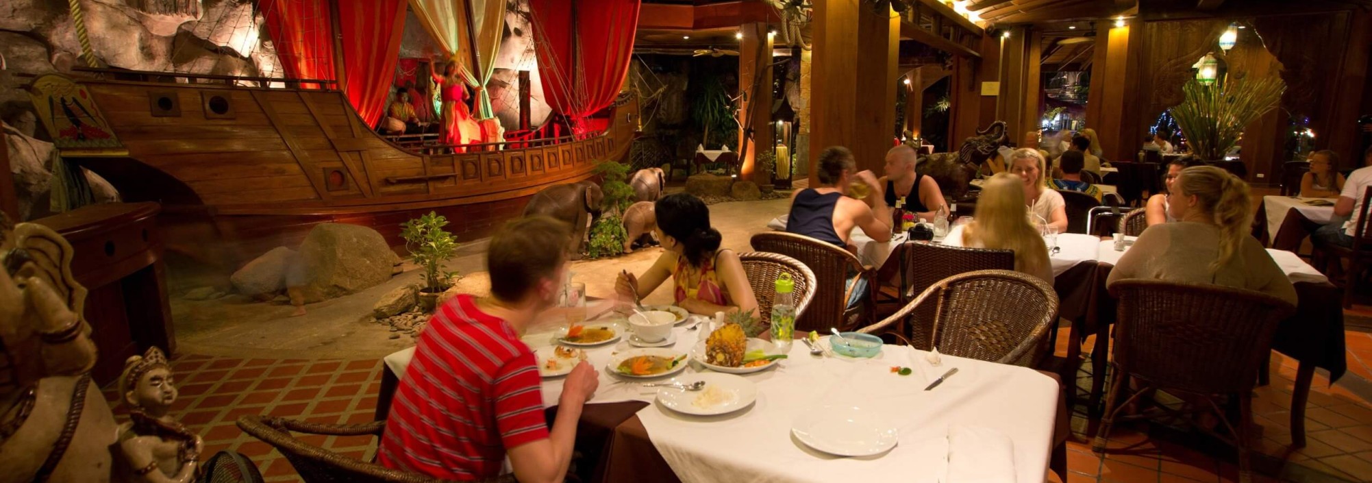 grill-restaurant-muang-samui-spa-resort-thailand-travel