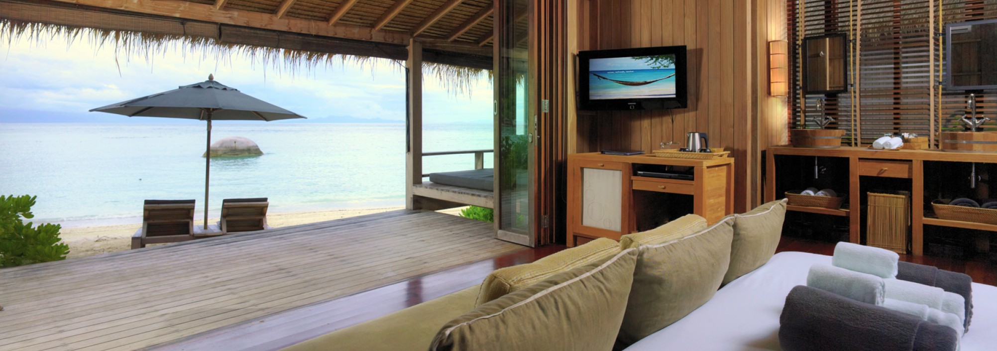 haad-tien-beach-resort-koh-tao-castaway-beach-villa-thailand-travel