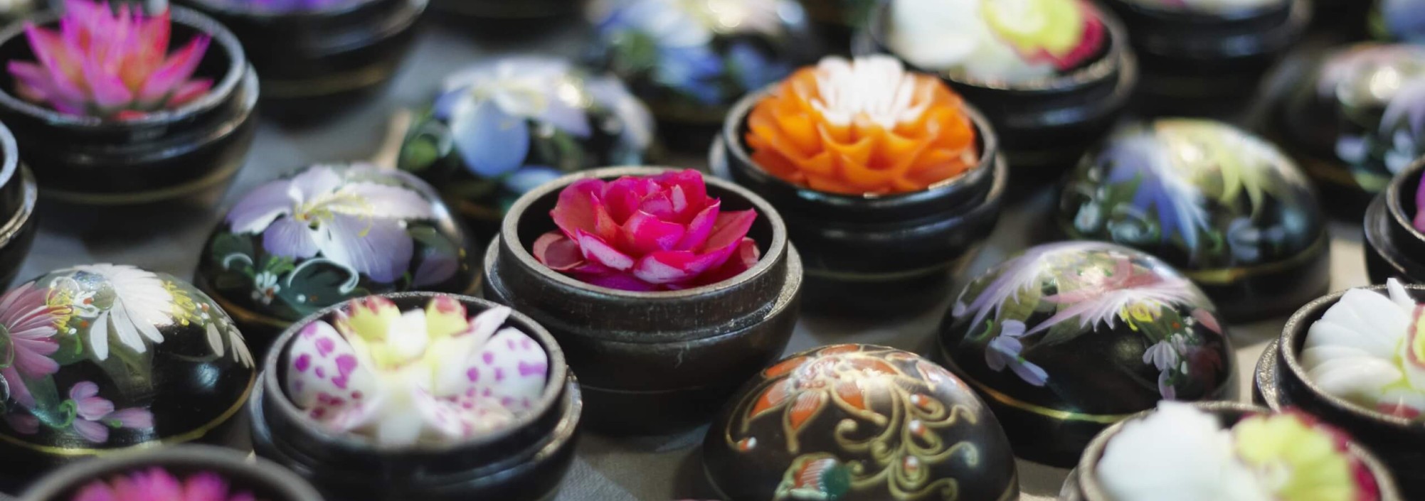 handgemaakte-zeepjes-lokale-markt-chiang-mai-thailand-travel