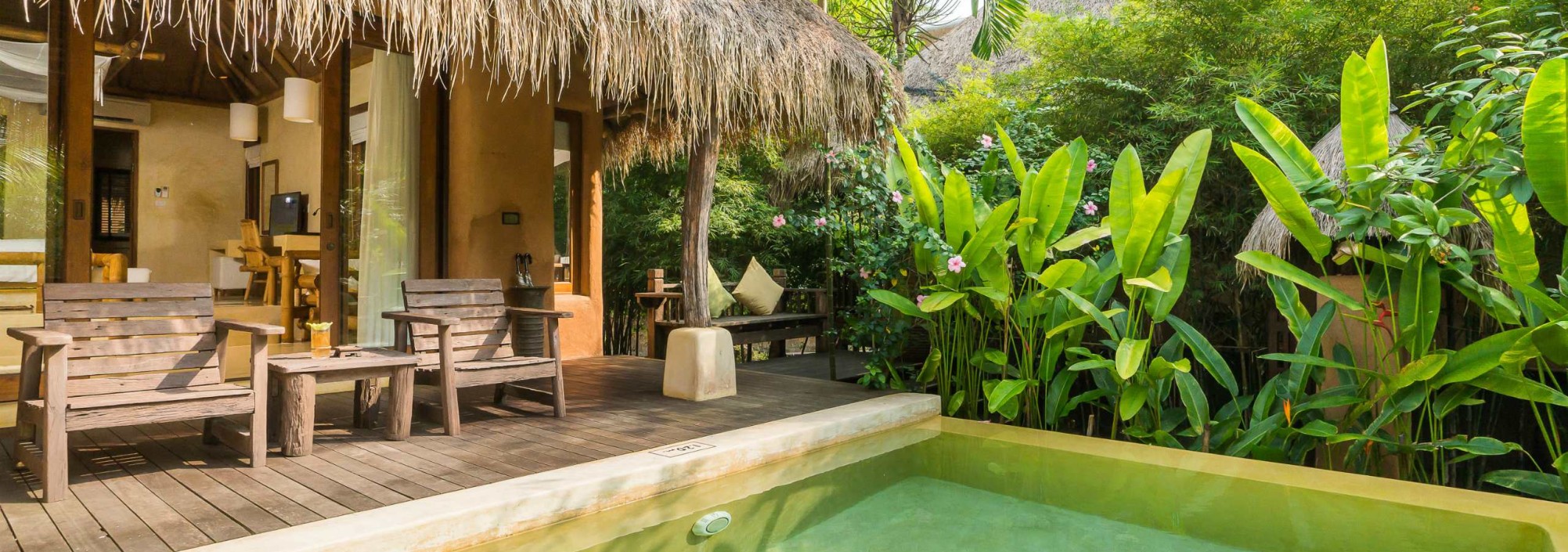 high-season-pool-villa-koh-kood-deluxe-pool-villa-terras-prive-zwembad-thailandtravel
