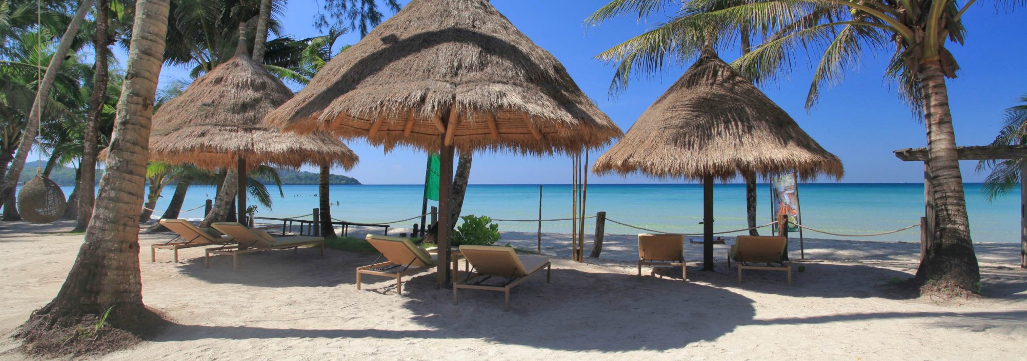 high-season-pool-villa-kohkood-strandbedden-thailandtravel