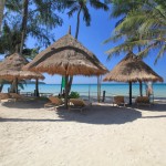 high-season-pool-villa-kohkood-strandbedden-thailandtravel