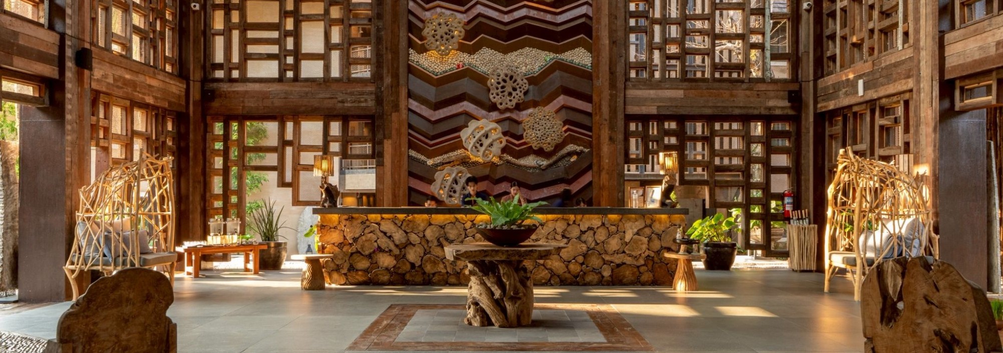 hotel-lobby-dinso-koh-chang-thailandtravel