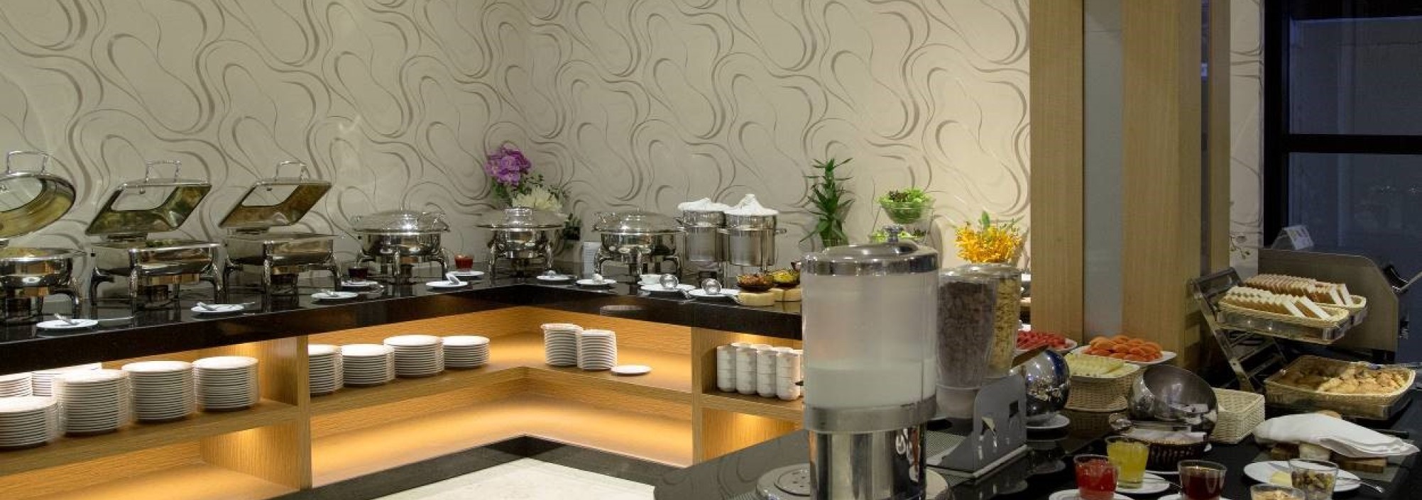 icon-bangkok-hotel-buffet-restaurant-thailandtravel