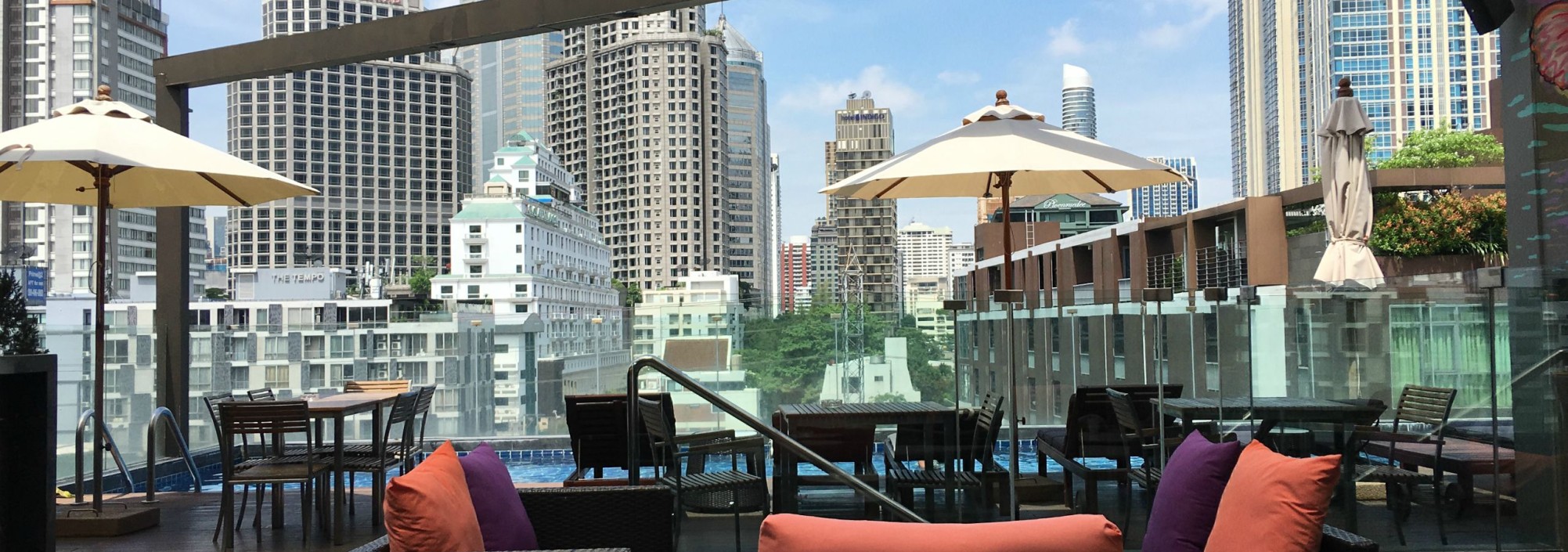 icon-bangkok-hotel-zwembad-terras-thailandtravel