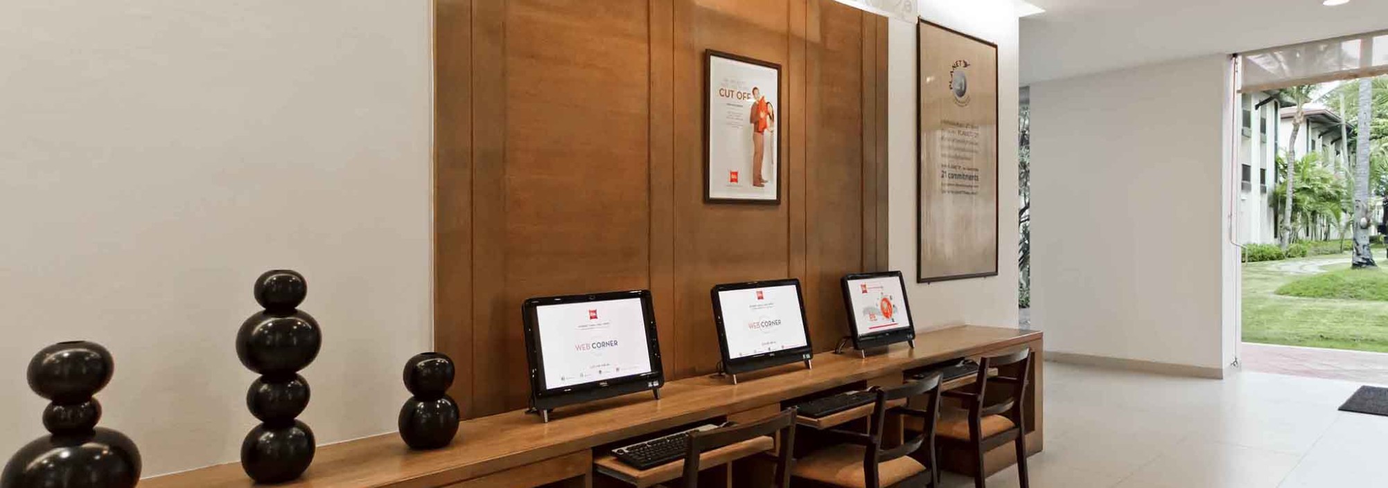 internetcorner-ibis-samui-bophut-thailandtravel