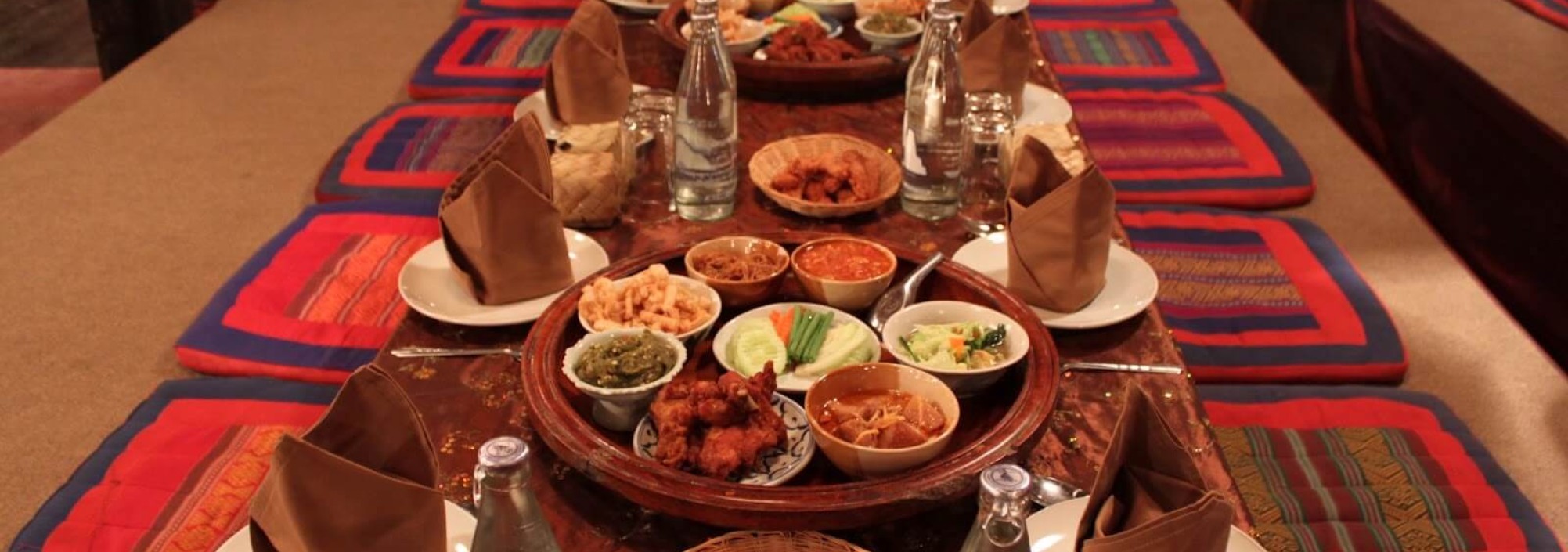 kantoke-dinner-chiang-mai-thailandtravel