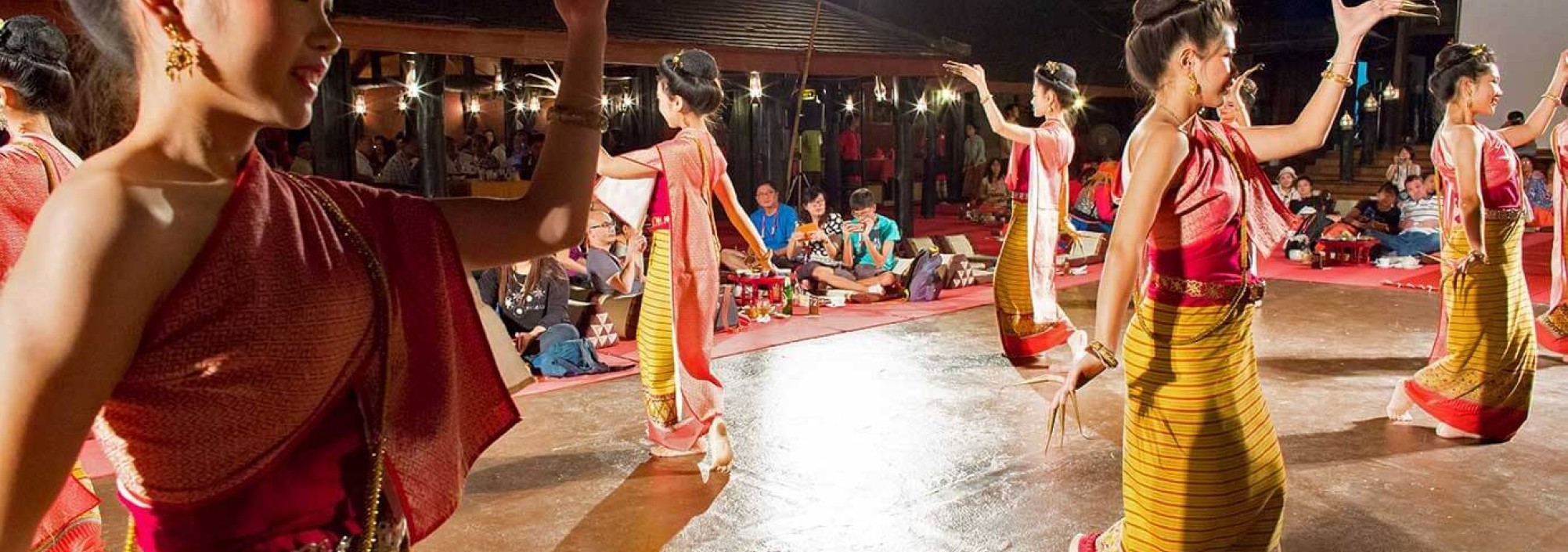 kantoke-dinner-eten-dans-thailandtravel-1