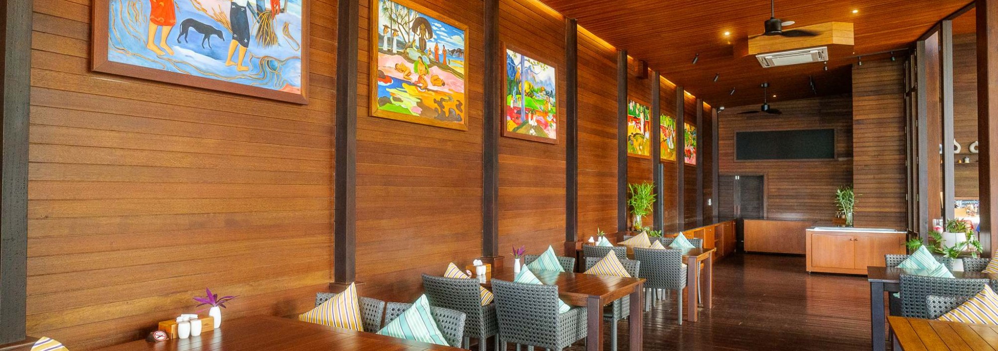 khanom-beach-resort-restaurant-thailandtravel