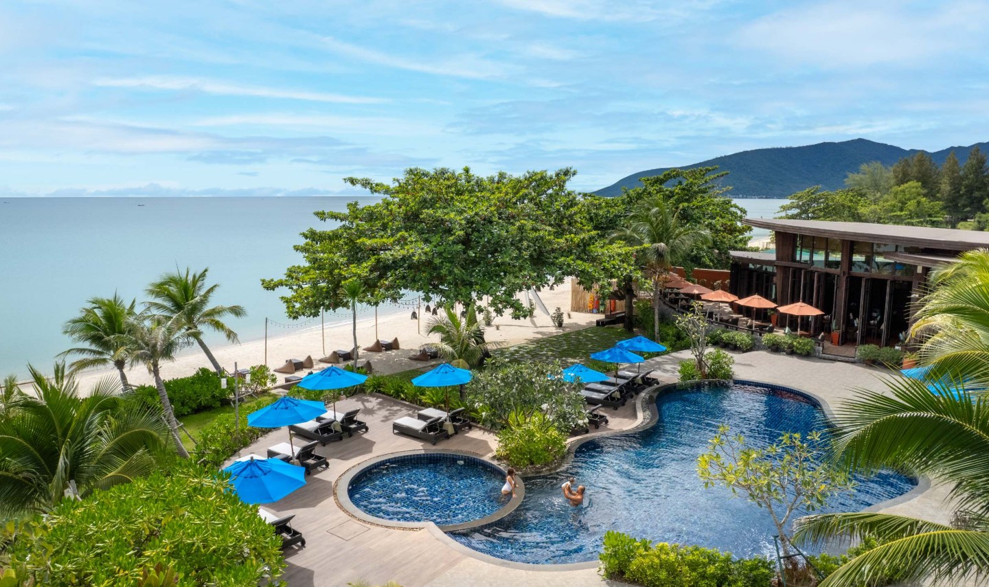 khanom-beach-resort-zwembad-thailandtravel