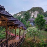 khao-sok-montania-lifestyle-hotel-entree-bergen-rotsen-thailandtravel