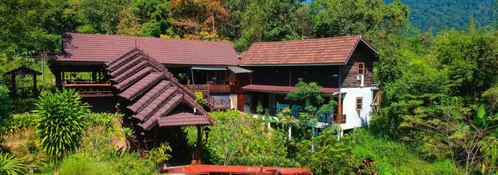 khao-sok-montania-lifestyle-hotel-entree-tuin-thailandtravel