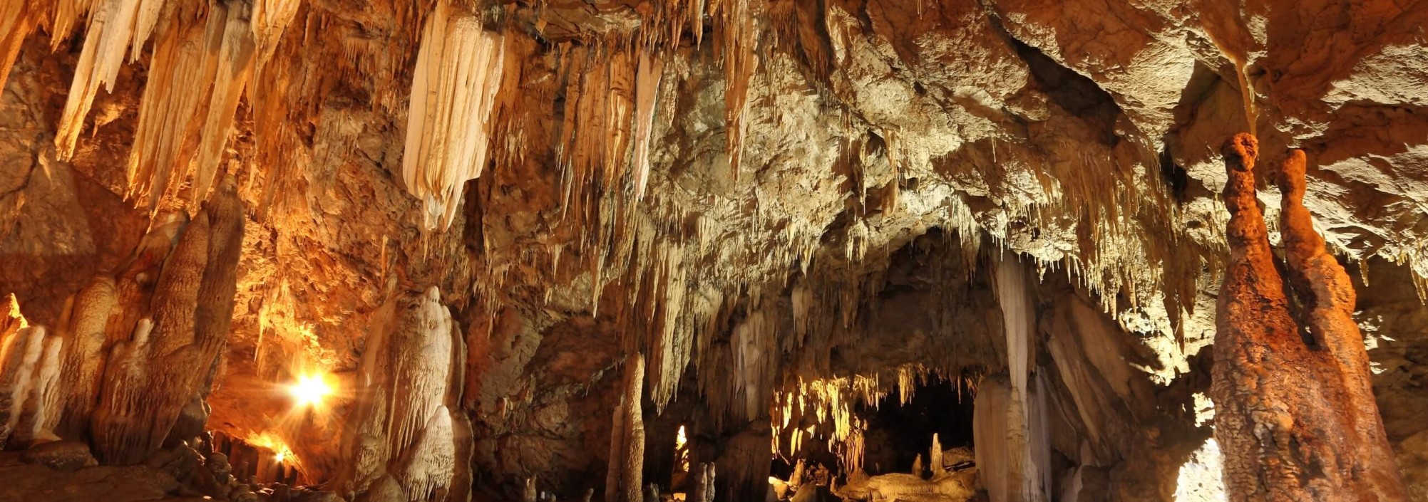 khao-wang-thong-grot-thailandtravel