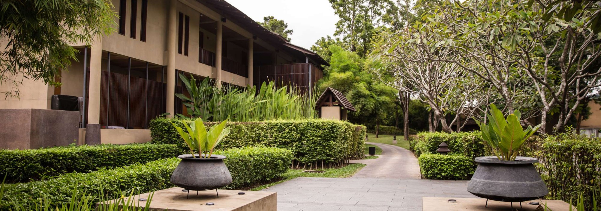 kirimaya-khaoyai-building-tuin-thailandtravel