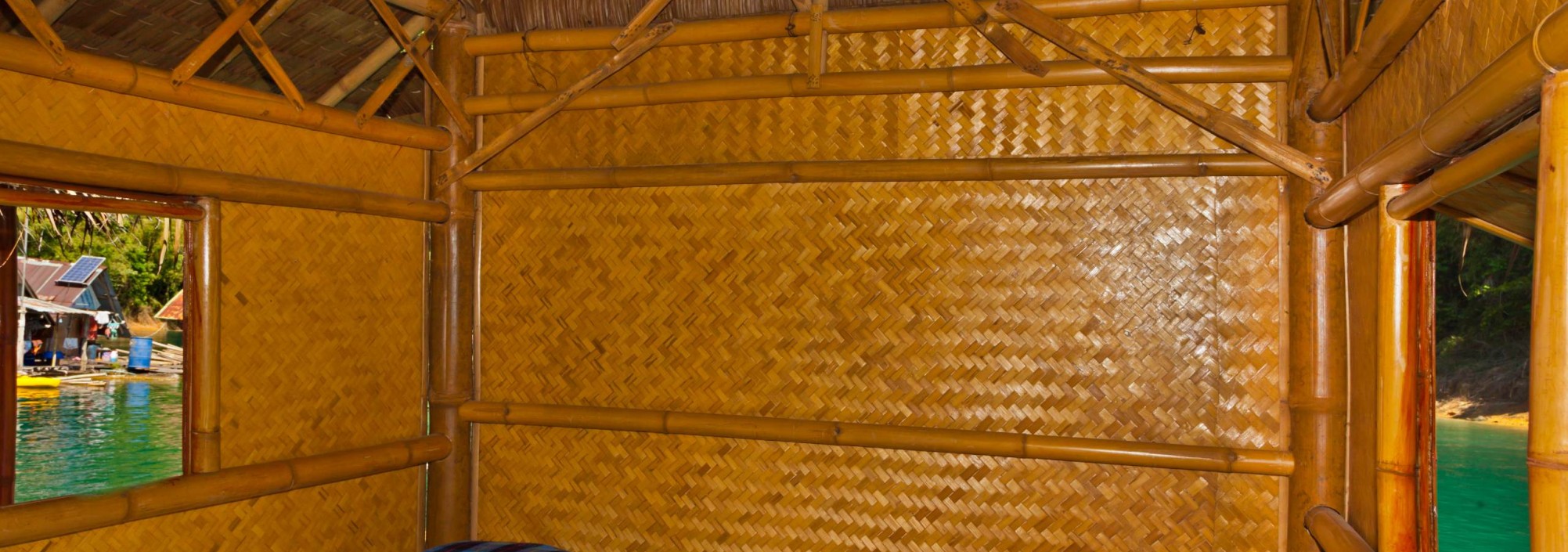 krai-sorn-raft-house-khao-sok