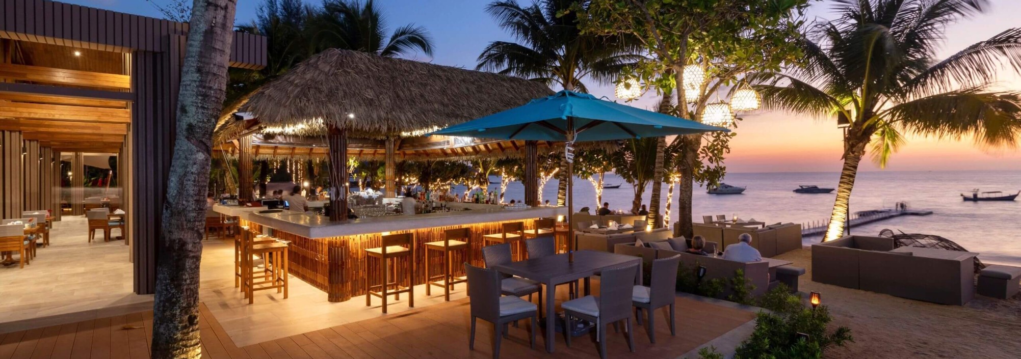 la-flora-resort-khao-lak-breeze-bar-strand-thailandtravel