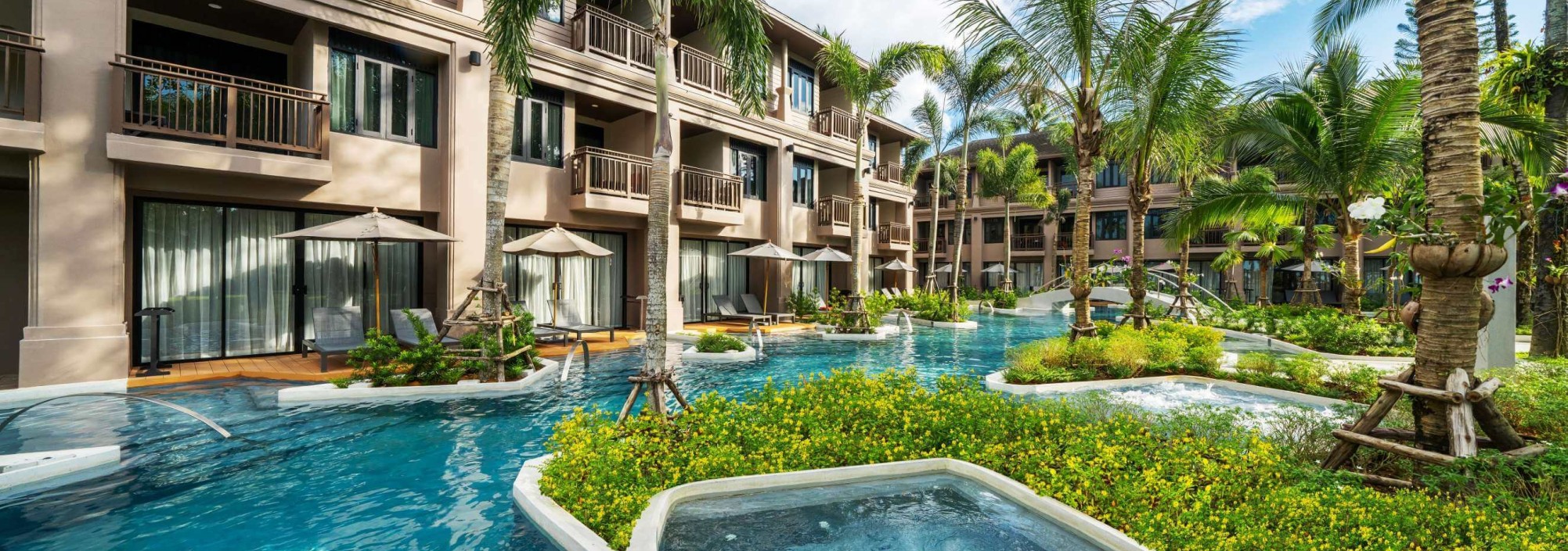 la-flora-resort-khao-lak-seaside-wing-hotel-thailandtravel1