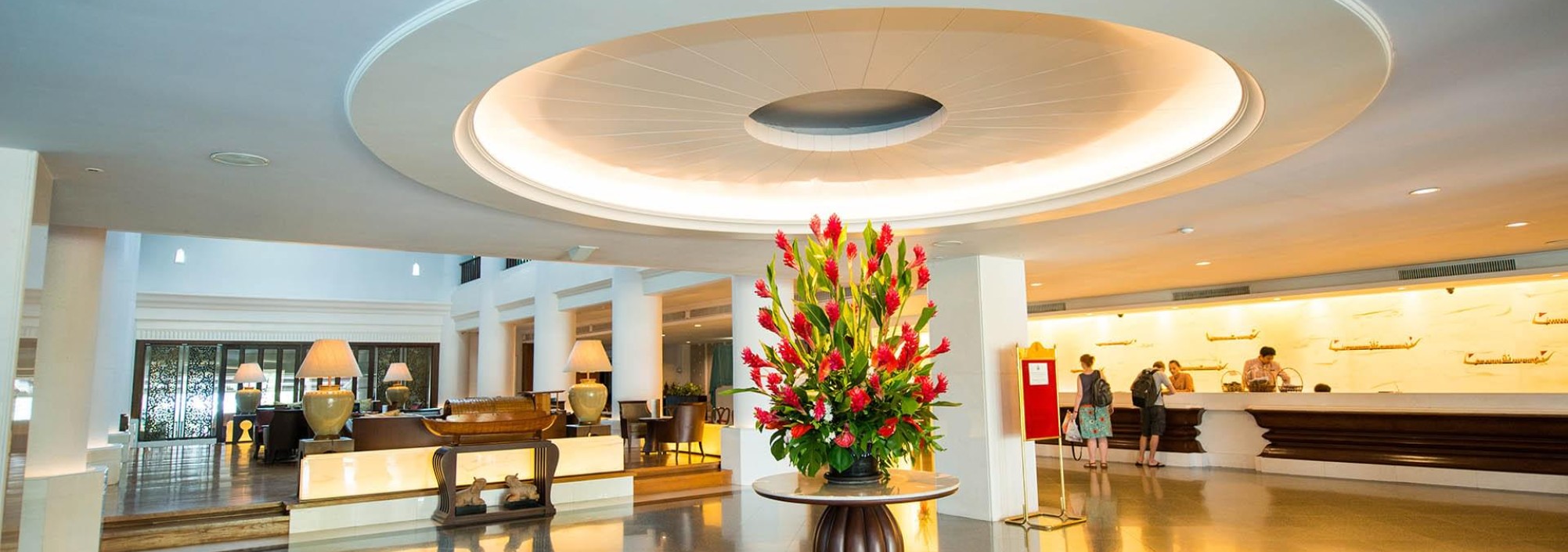 lobby-krungsri-river-hotel-ayutthaya-thailandtravel
