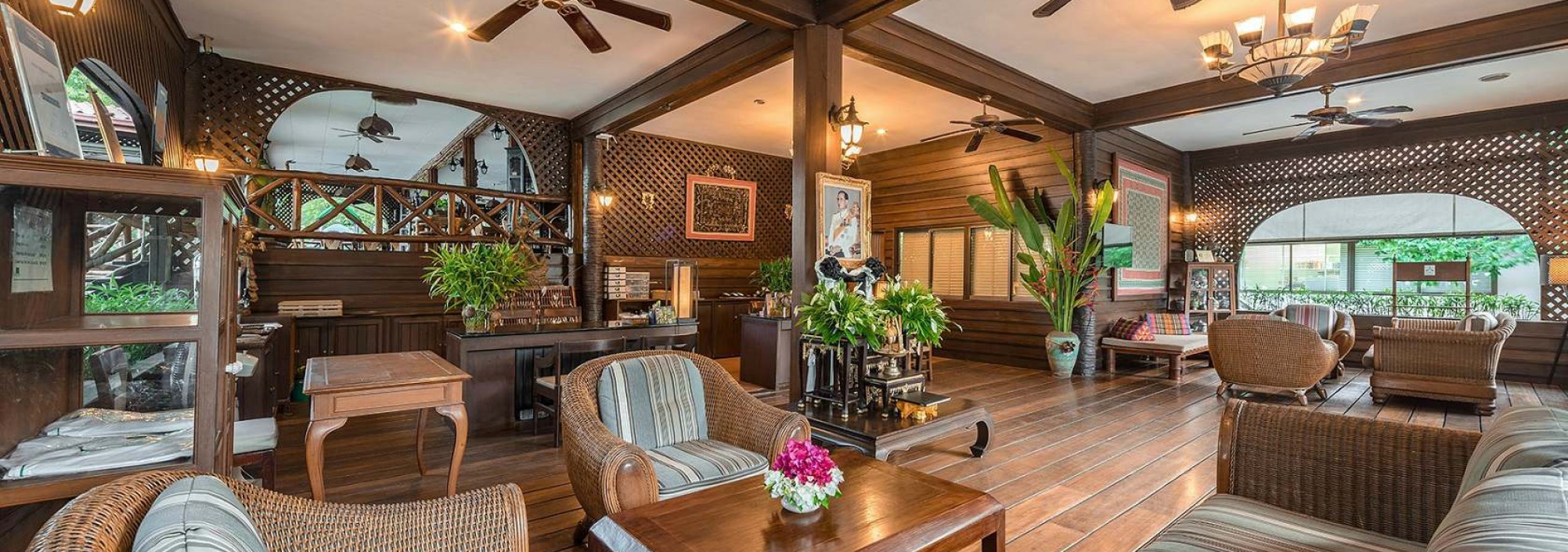lobby-regent-chalet-hua-hin-thailand-travel