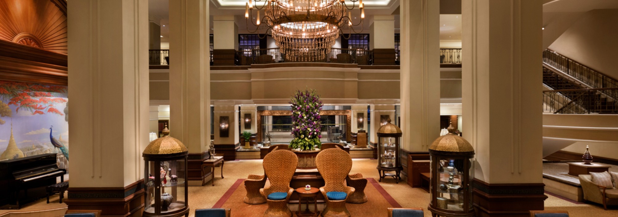 lobby-sule-shangrila