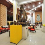 lobby-woraburi-resort-phuket-karon-thailand-travel