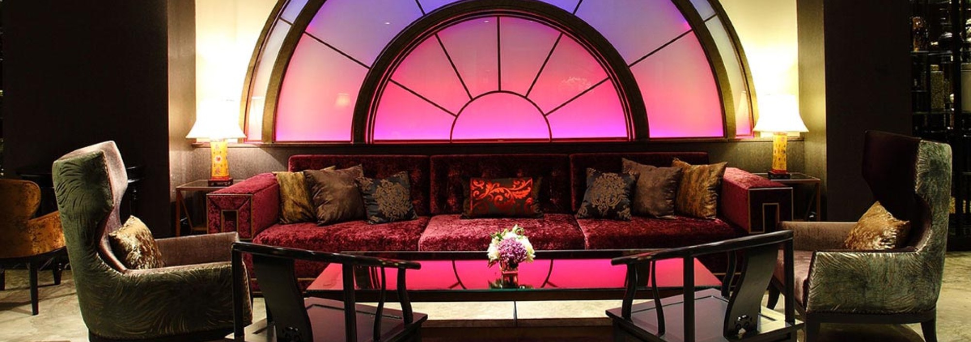 lounge-shanghai-mansion-bangkok-hotel