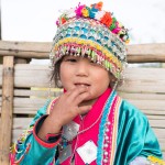 meisje-traditionele-bergstammen-chiang-mai-excursie-thailandtravel