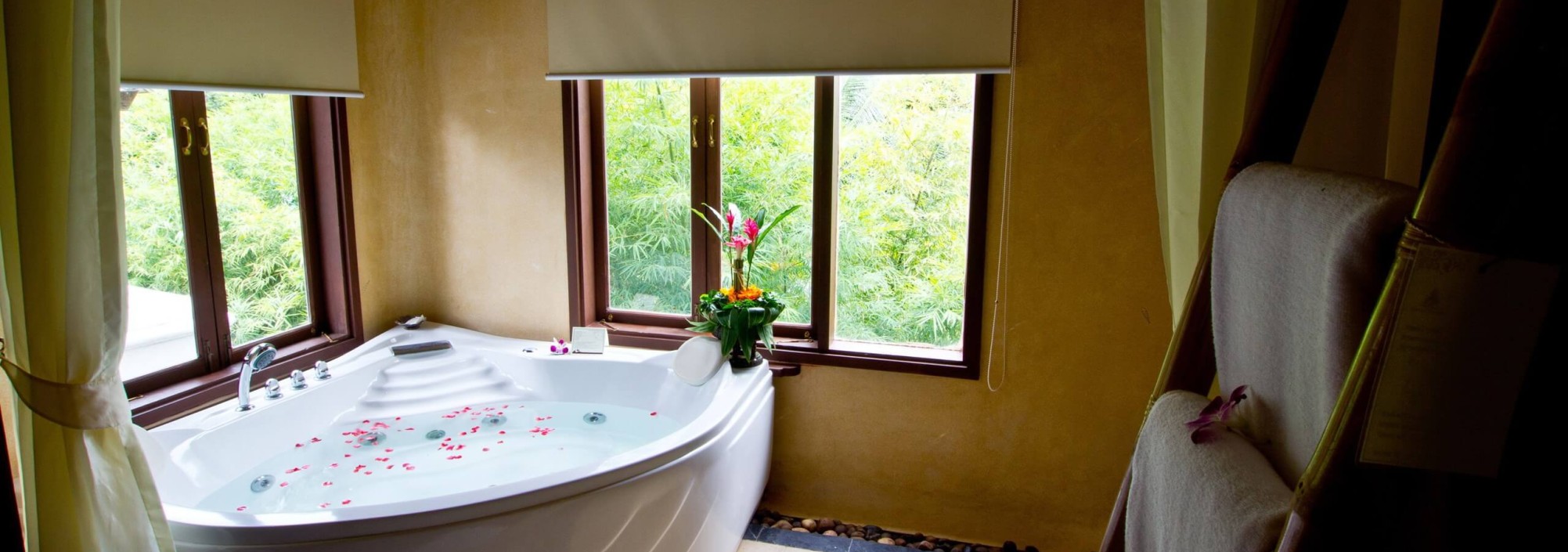 muang-samui-spa-resort-grand-deluxe-suite-garden-view-badkamer-thailandtravel