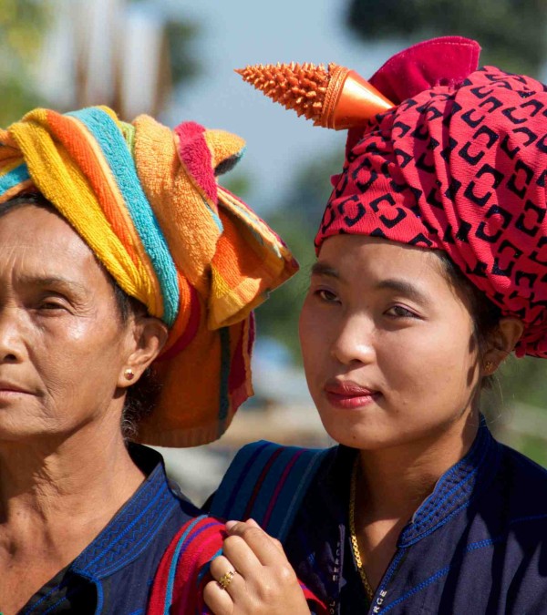 myanmar-locals-thailandtravel