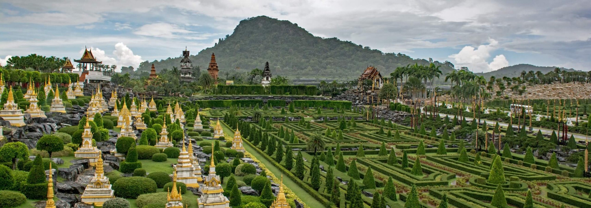 nong-nooch-botanical-tropical-garden-pattaya-thailand-travel