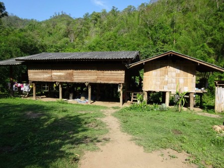 Overnachting bij bergstam