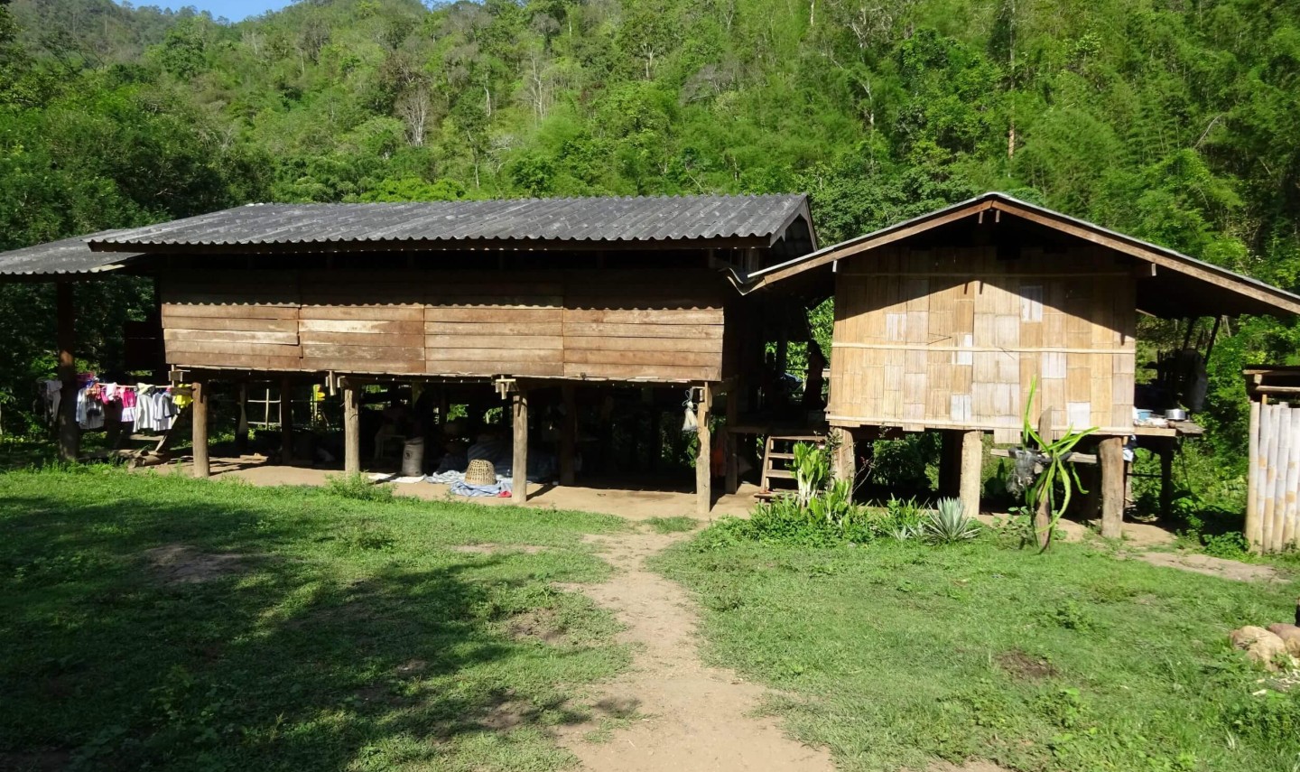 overnachting-bij-bergstam-chiang-mai-2