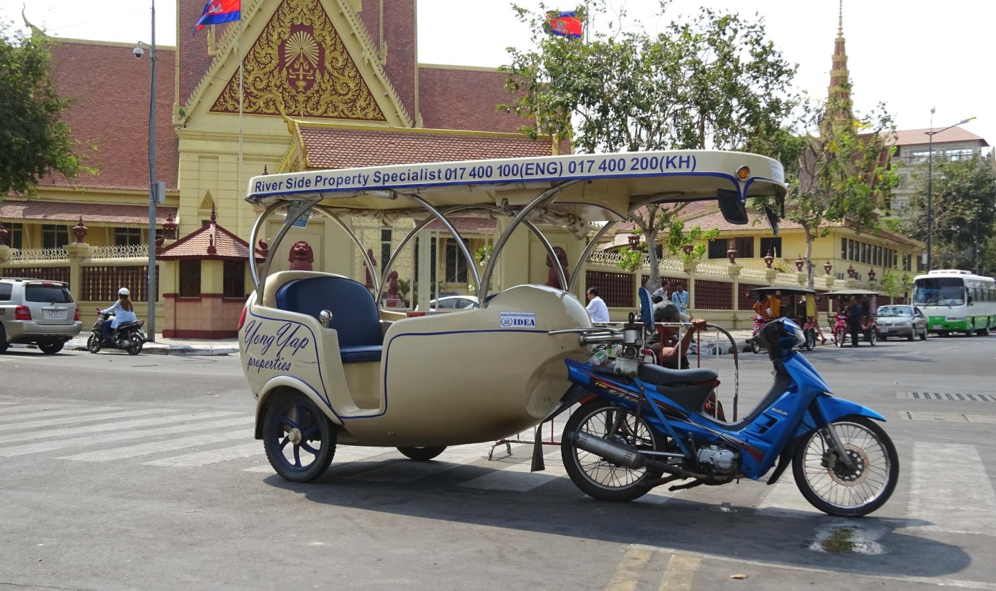 phnom-penh-vervoer-tuk-tuk-thailandtravel